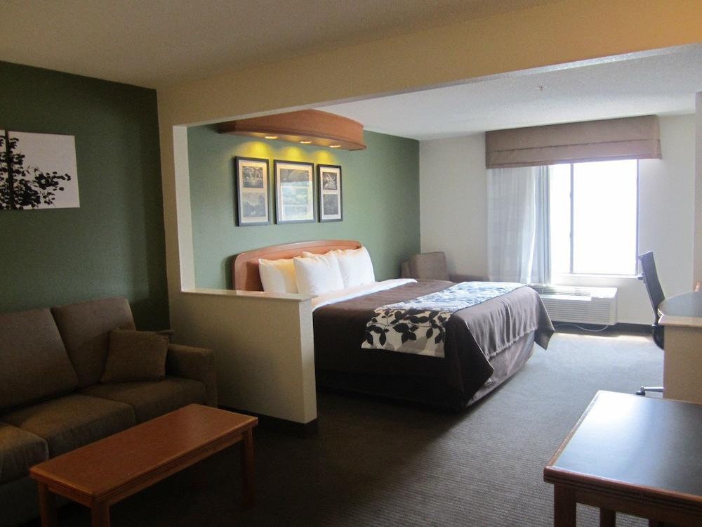 Clarion Pointe Albemarle Hotel Buitenkant foto