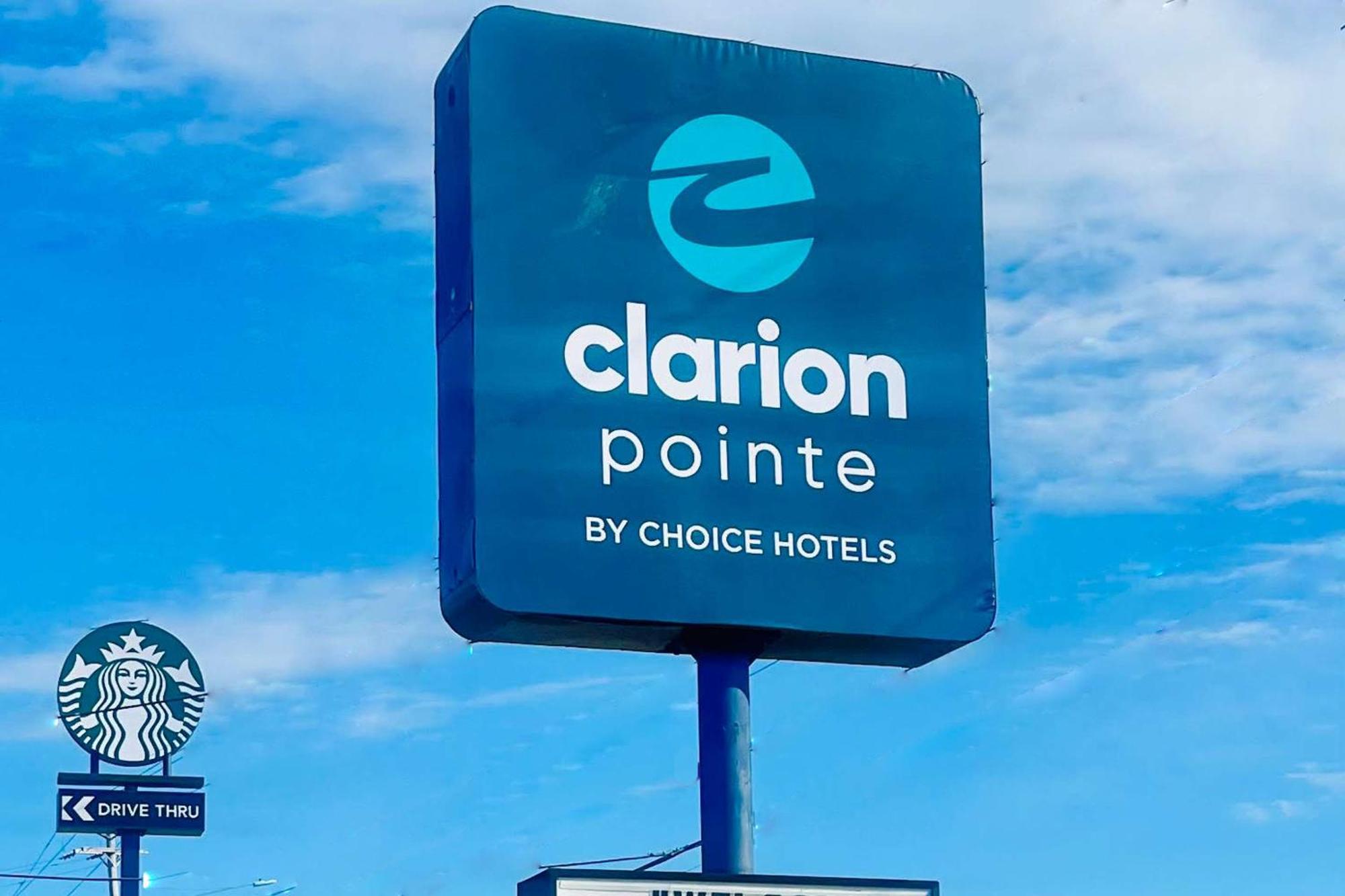 Clarion Pointe Albemarle Hotel Buitenkant foto