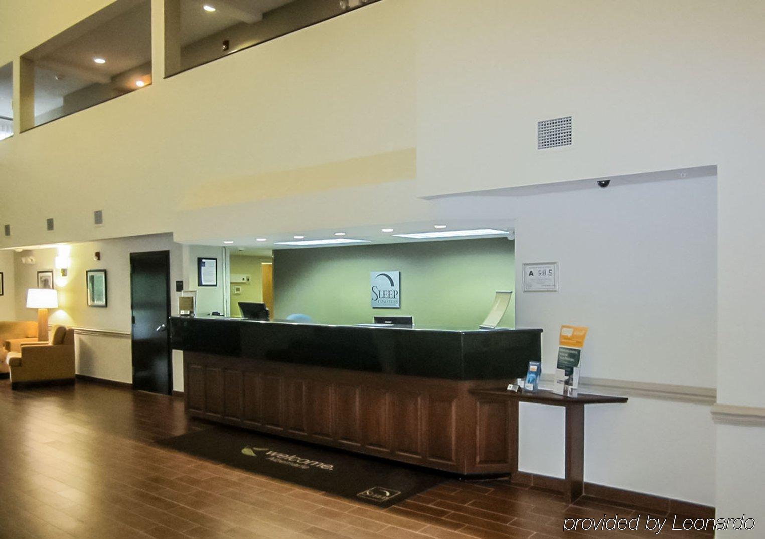 Clarion Pointe Albemarle Hotel Buitenkant foto
