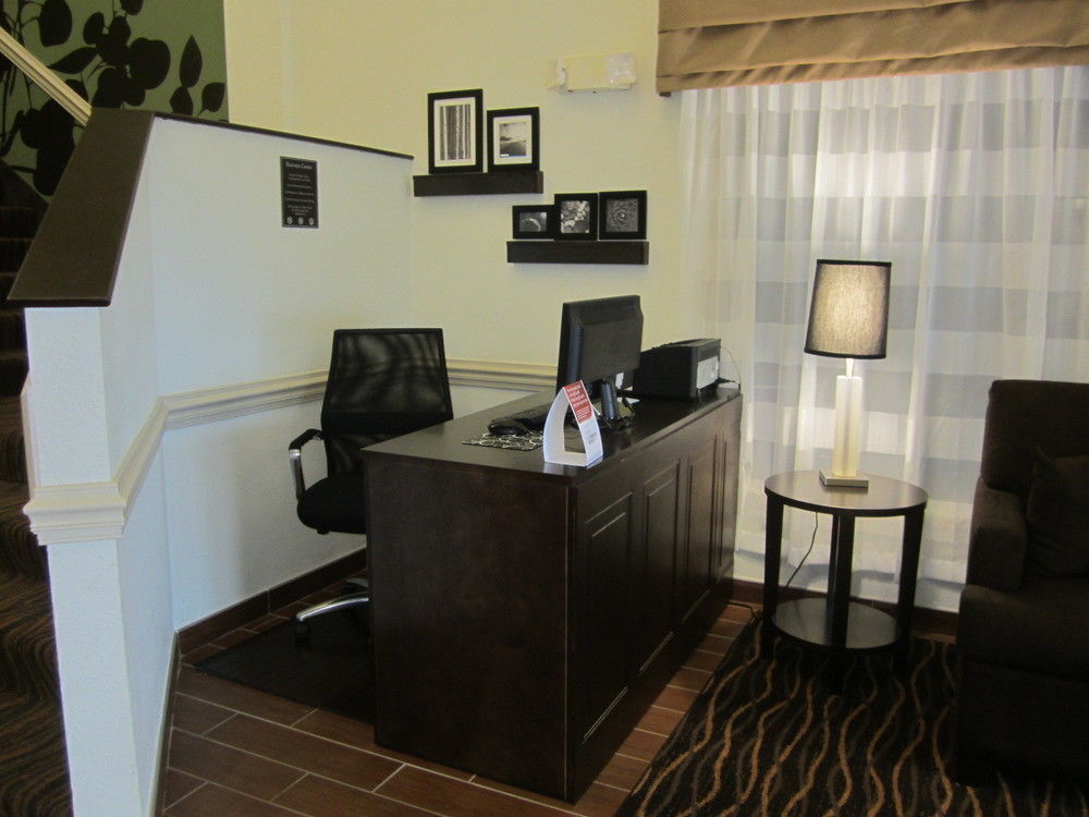 Clarion Pointe Albemarle Hotel Buitenkant foto