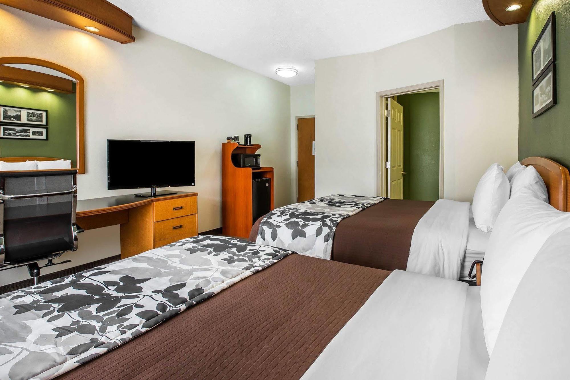 Clarion Pointe Albemarle Hotel Buitenkant foto