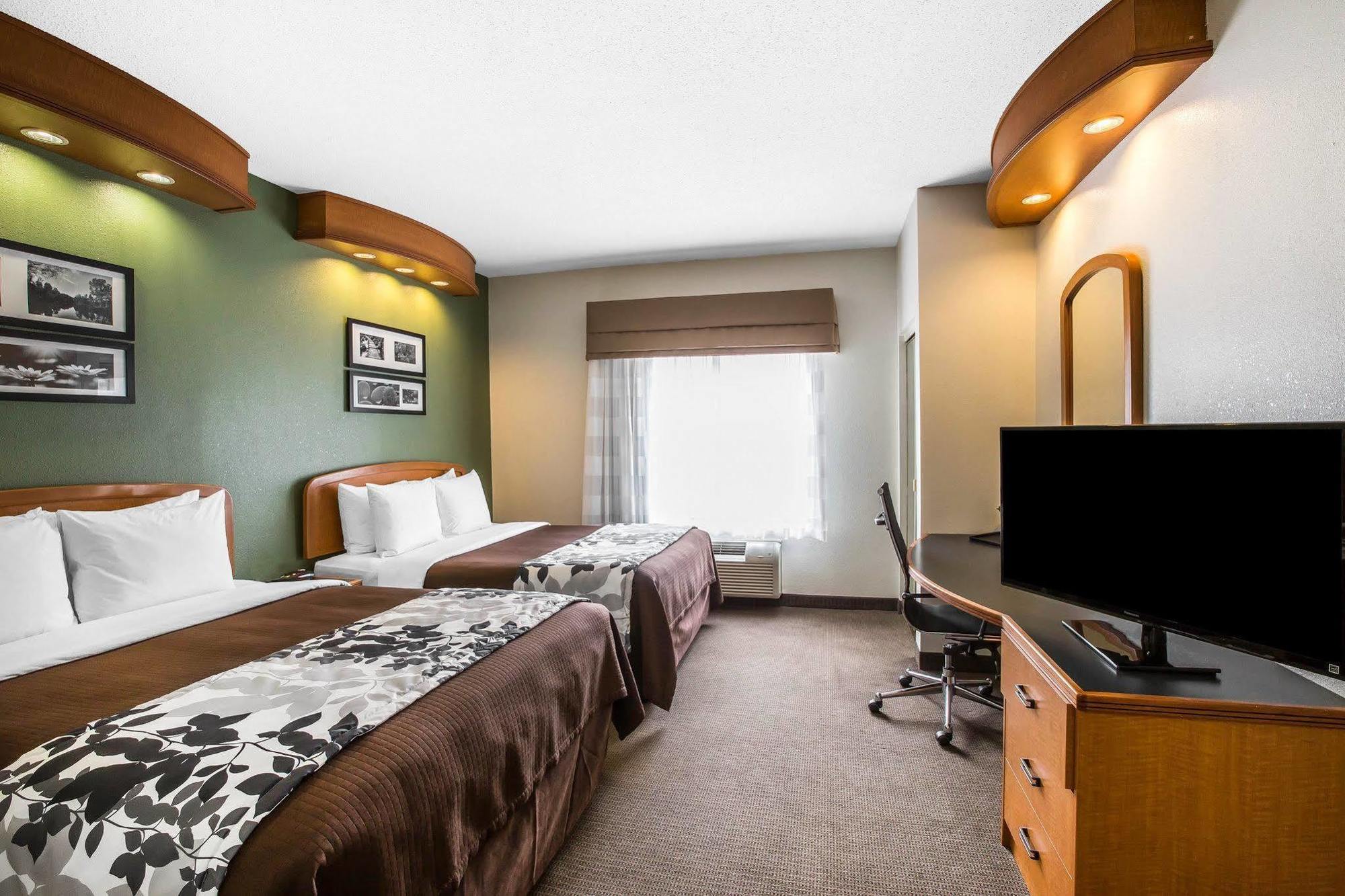 Clarion Pointe Albemarle Hotel Buitenkant foto